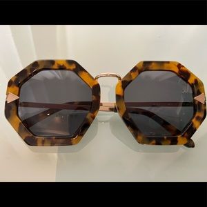 Karen walker sunnies